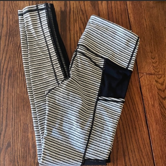 EUC Striped Legging and Bra Set - Picture 3 of 7